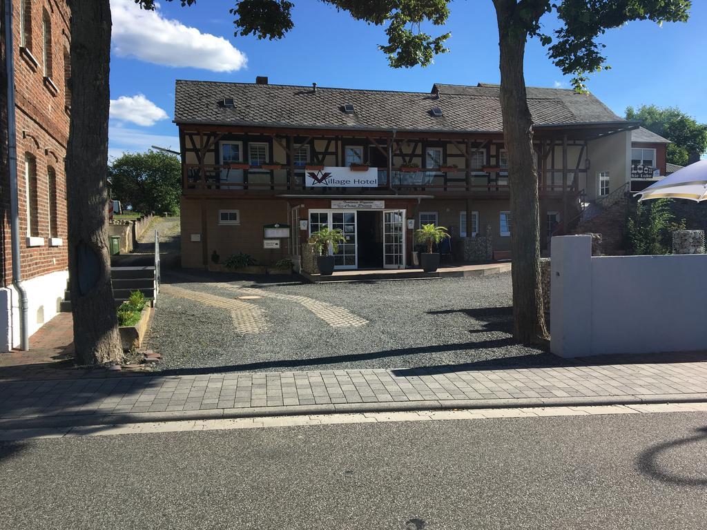 Village Hotel Lautzenhausen Exterior photo